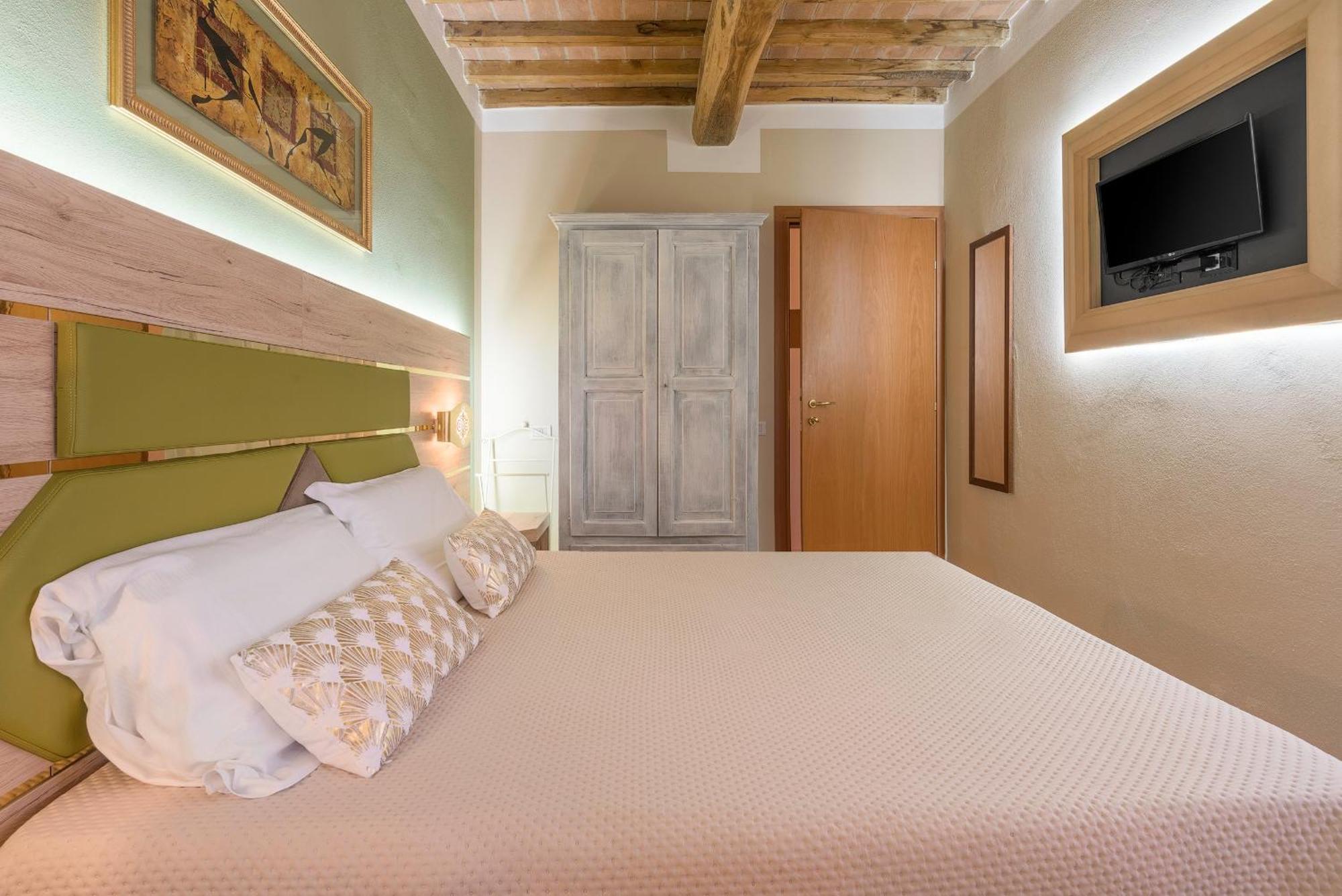 Podere Cortesi Agriturismo Molinaccio サンタ・ルーチェ エクステリア 写真
