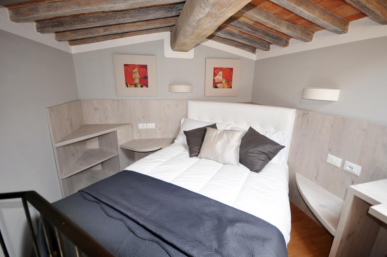 Podere Cortesi Agriturismo Molinaccio サンタ・ルーチェ エクステリア 写真